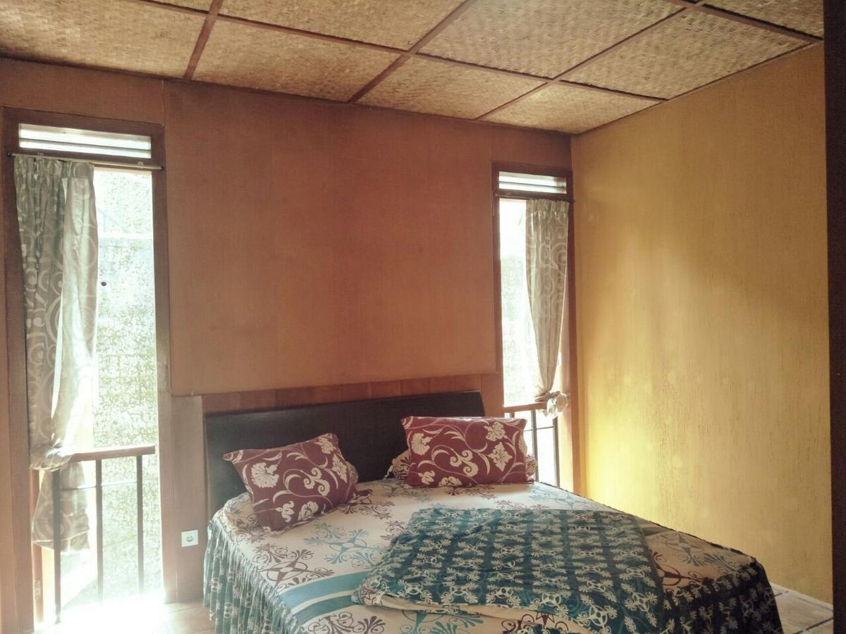 Villa Bukit Danau Cipanas  Εξωτερικό φωτογραφία