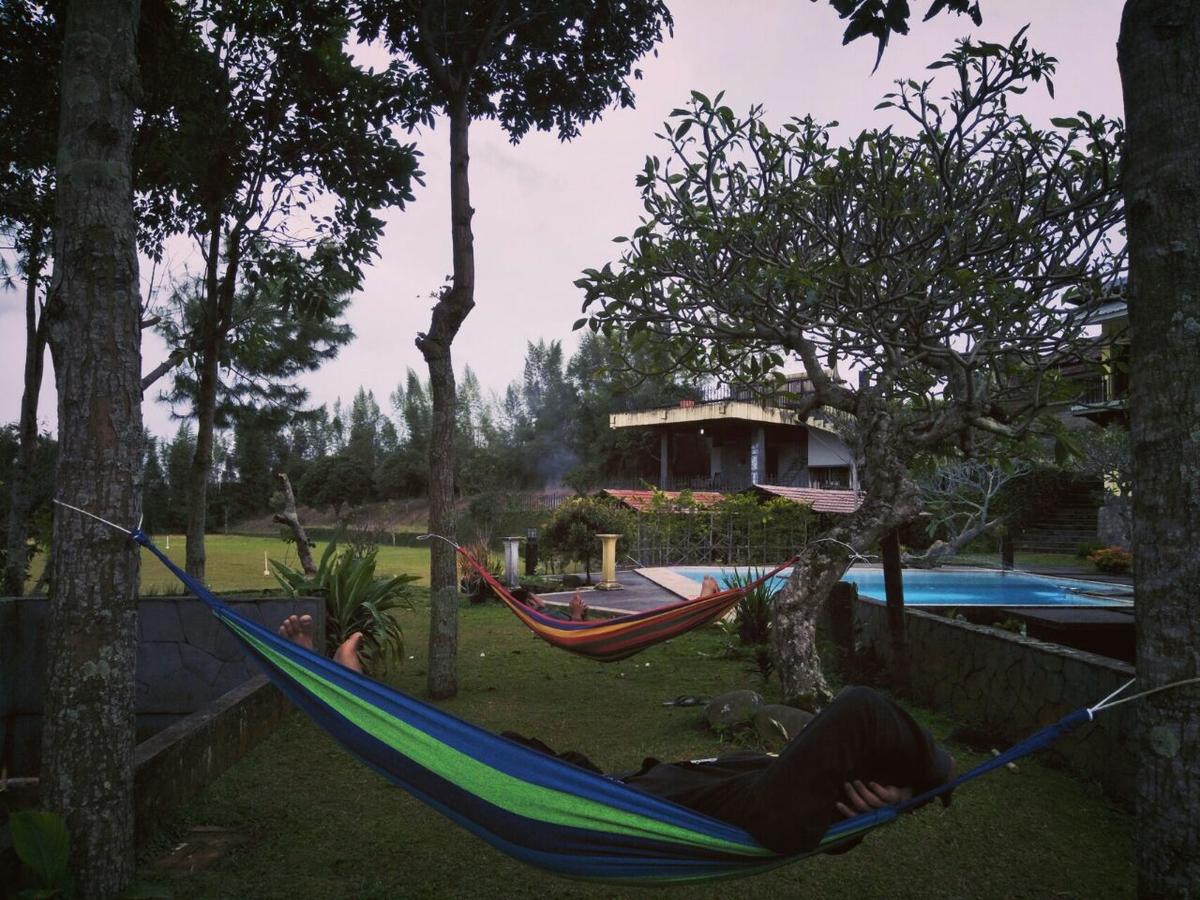 Villa Bukit Danau Cipanas  Εξωτερικό φωτογραφία