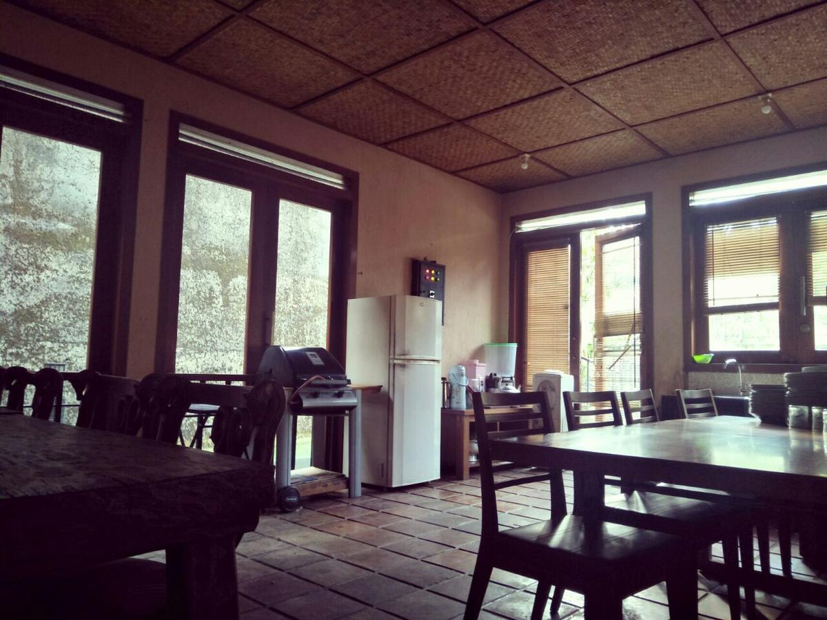 Villa Bukit Danau Cipanas  Εξωτερικό φωτογραφία