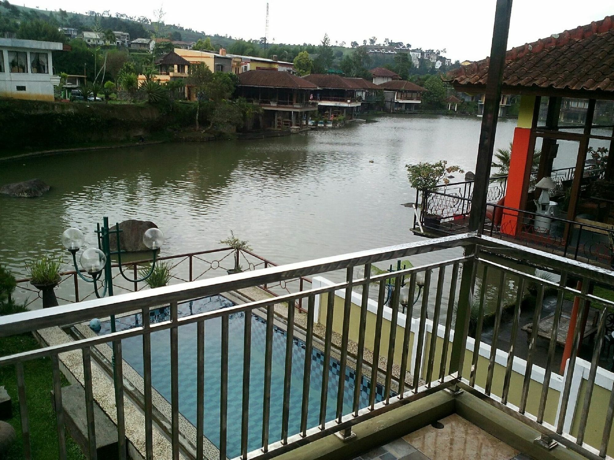 Villa Bukit Danau Cipanas  Εξωτερικό φωτογραφία