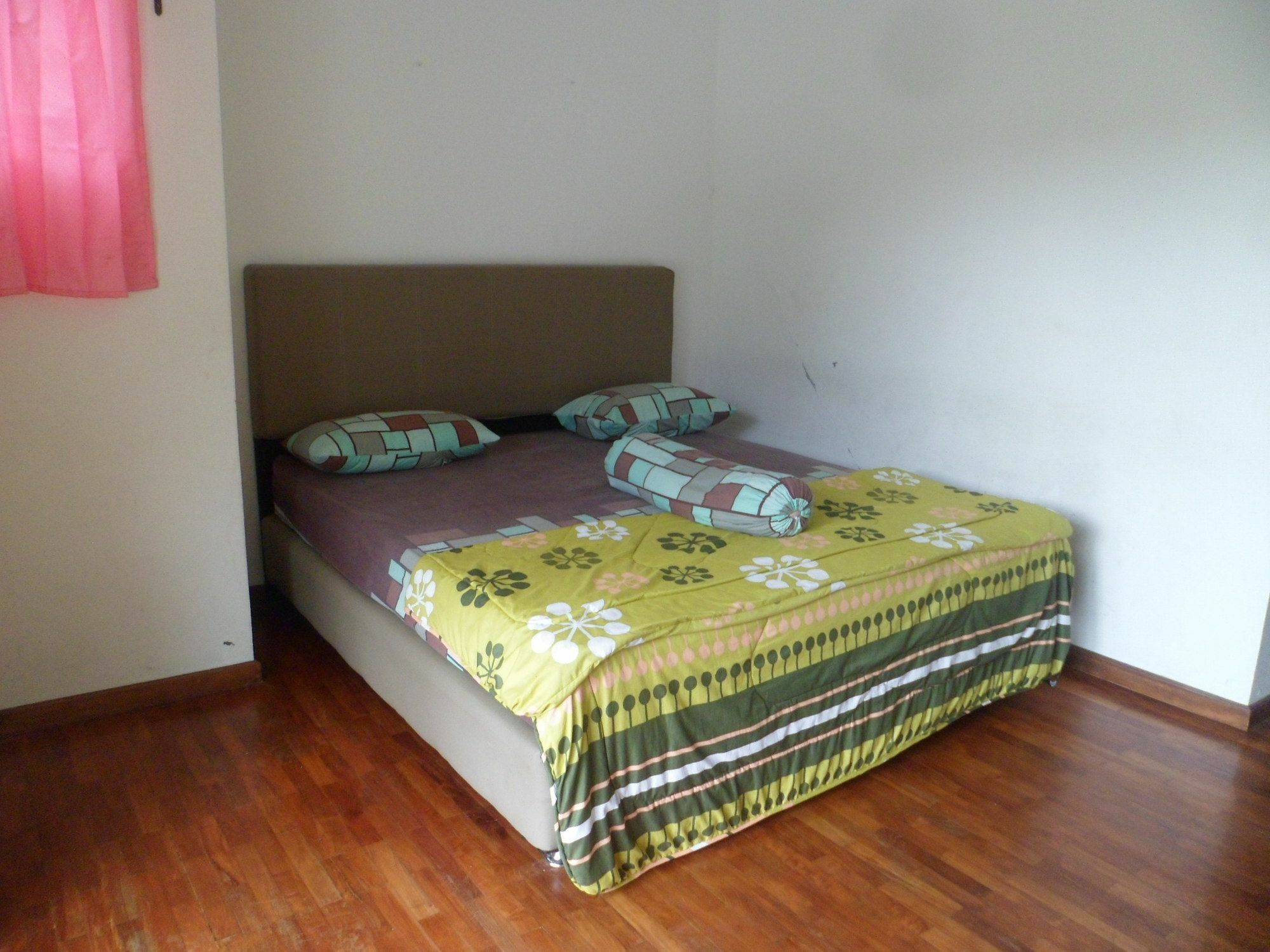 Villa Bukit Danau Cipanas  Εξωτερικό φωτογραφία